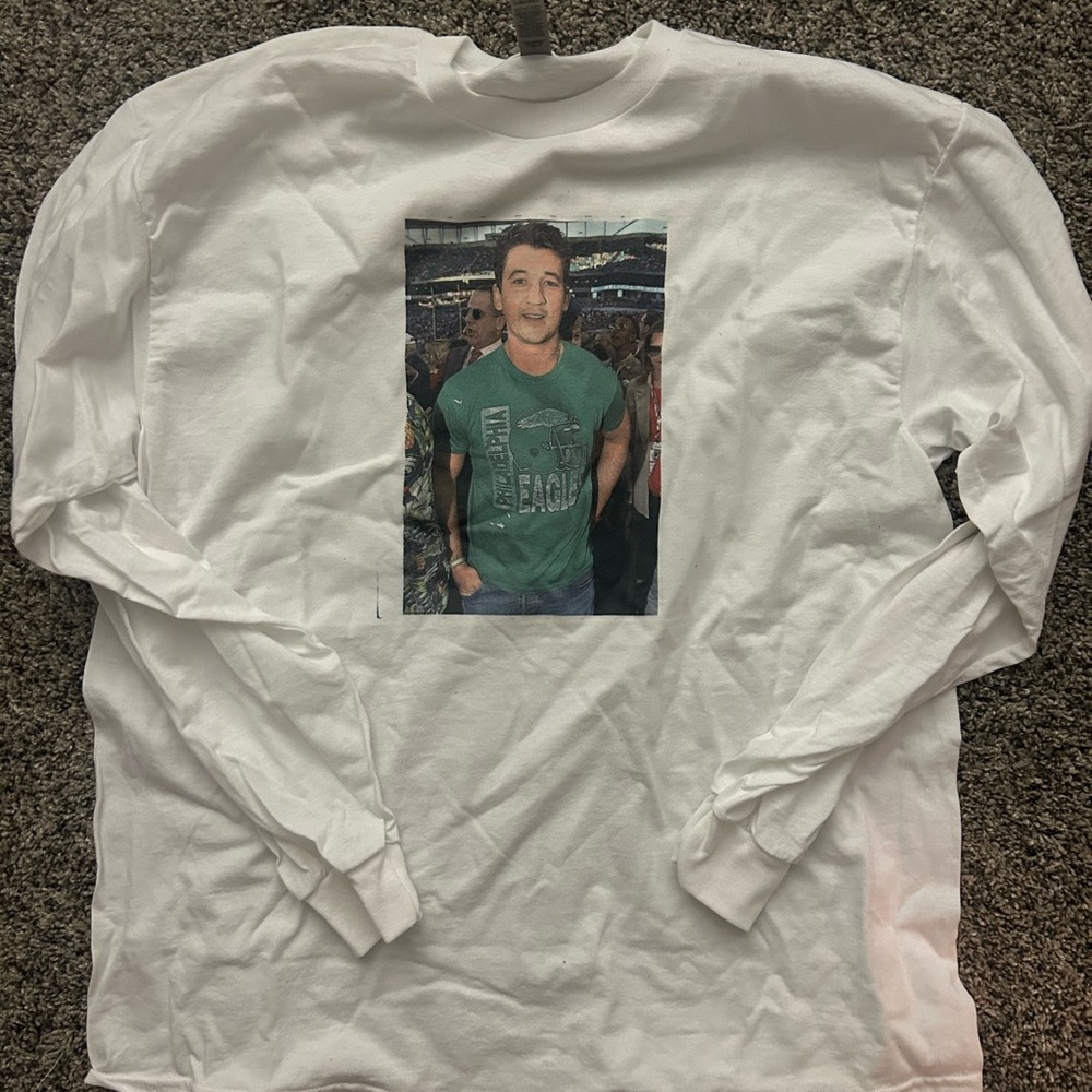 Eagles long sleeve tee shirt